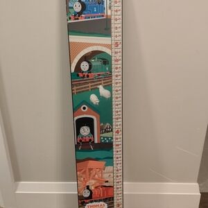 Thomas & Friends Green and Red Growth Ruler Wall Chart